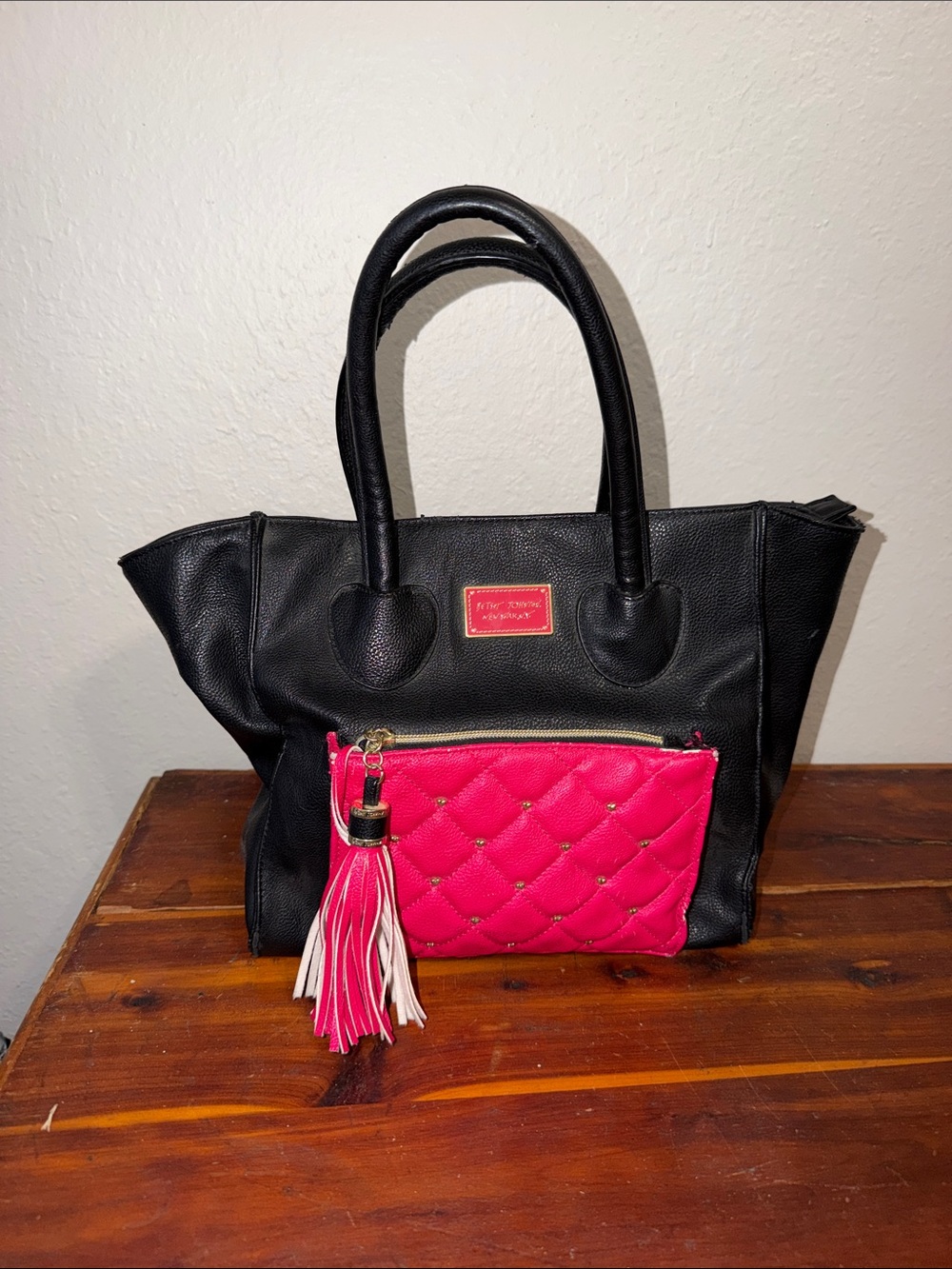 Betsy Johnson Heart tote pink and black faux leather